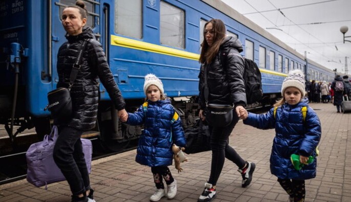 На Донеччині оголосили примусову евакуацію дітей із батьками з 19 населених пунктів