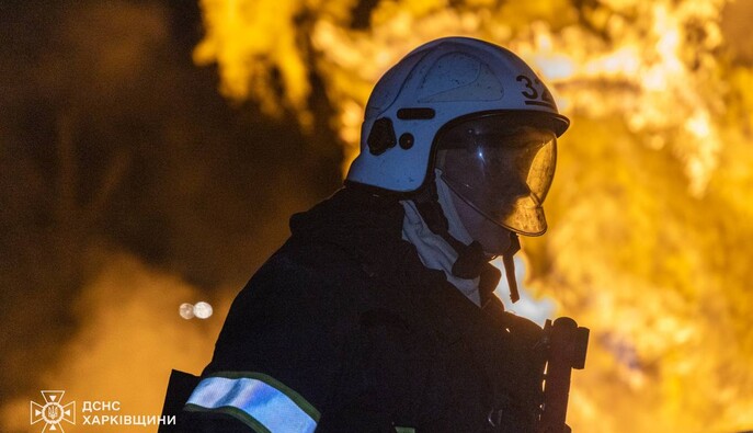 ДСНС ліквідувала 4 пожежі після ракетних ударів на Харківщині 