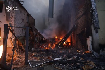 Масована атака РФ: Україну обстріляли 500 дронами та 40 ракетами — Зеленський