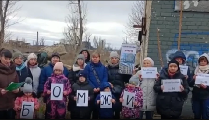 Оккупанты в Мариуполе уничтожили микрорайон и вместо компенсационного жилья возводят ипотеку