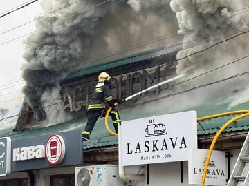 У Житомирі ліквідували наслідки пожежі у житловому комплексі