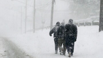 Из-за снегопада в США объявлено чрезвычайное положение