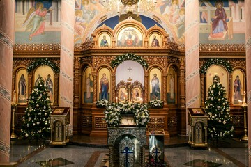 31 грудня — яке сьогодні церковне свято, кому моляться цього дня, традиції та прикмети