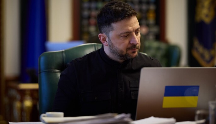 Зеленский: украинцы поддерживают справедливый мир, но не уход из Донбасса