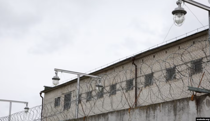 Лукашенко подписал указ о помиловании 20 политзаключенных