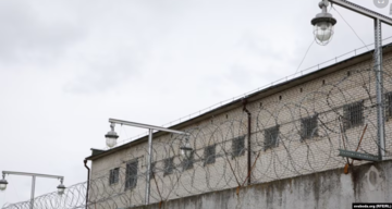 Лукашенко подписал указ о помиловании 20 политзаключенных