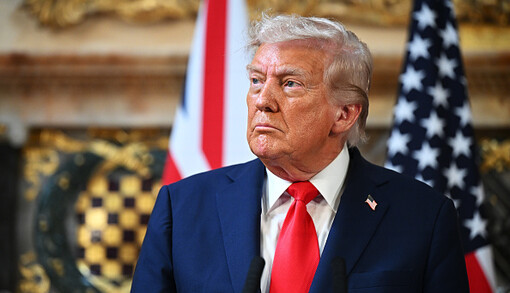 Трамп хочет избежать капитуляции РФ и отвлечь ее от Китая: эксперт объяснил стратегию