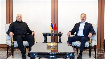 Умєров зустрівся з главою МЗС Туреччини в Анкарі