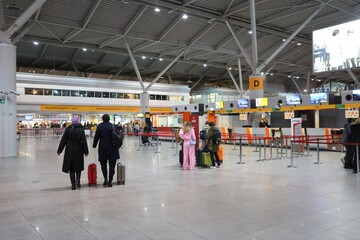 В аеропорту Варшави затримали українця із пристроєм для глушіння радіохвиль