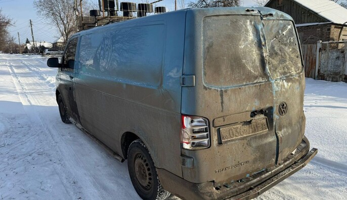 Росіяни атакували дроном евакуаційну автівку у Костянтинівці: є поранені