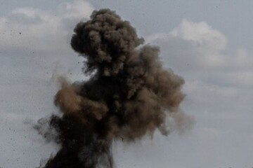 Россия ударила по жилому дому в центре Харькова — известно о 12 раненых