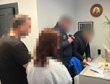 Правоохоронця з Прикарпаття підозрюють у привласненні 2,7 млн допомоги родині загиблої на "Азовсталі"