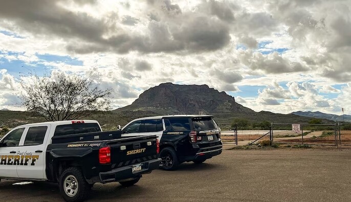 Вертоліт із пасажирами розбився в горах Аризони