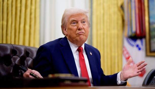 Трамп заявив, що Мадуро з дружиною вивезені з Венесуели