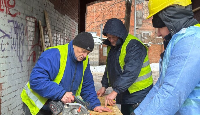 В Харькове после ракетного удара РФ повреждены 32 здания и более тысячи окон