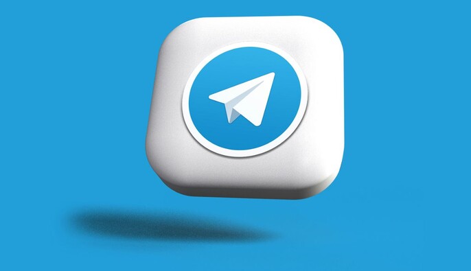 Понад половина українців дізнається новини з Telegram — опитування