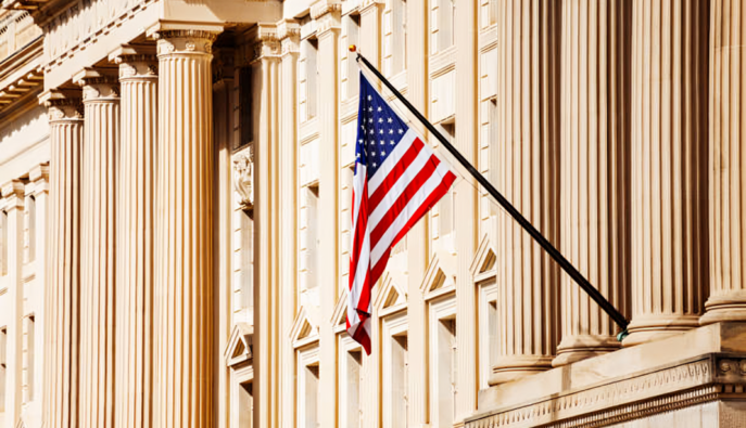 США могут возобновить работу посольства в Венесуэле после задержания Мадуро