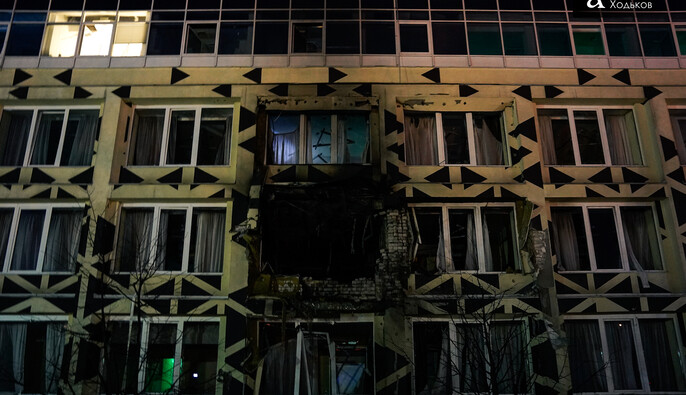 У Києві росіяни поцілили у приватну лікарню: голова Оболонської РДА розповів про наслідки