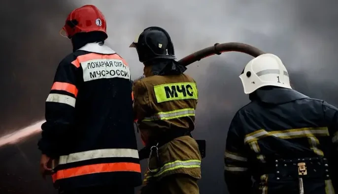 В Липецькій області після атаки БпЛА палає Усманська нафтобаза