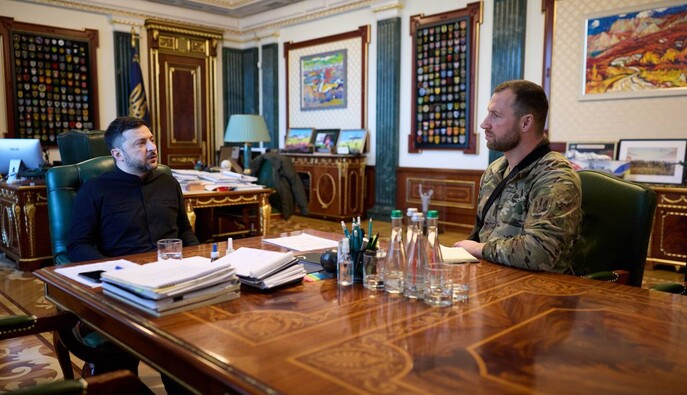 Досвід ЦСО "А" СБУ масштабуватимуть: Зеленський зустрівся з Євгенієм Хмарою