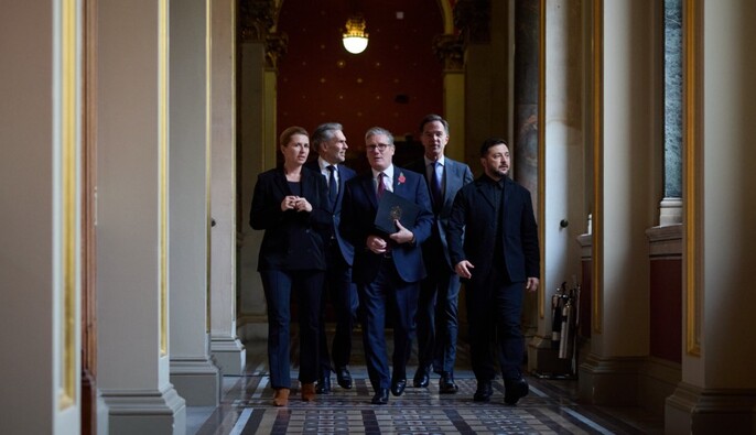 Bloomberg: Союзники прагнуть домогтися участі США в розгортанні військ в Україні після війни