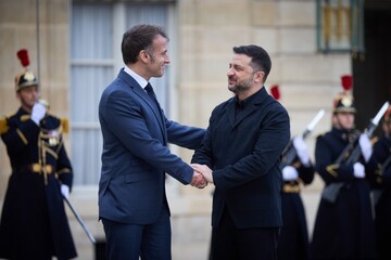 "Коаліція охочих" у Парижі: Зеленський зустрінеться з Макроном перед самітом 