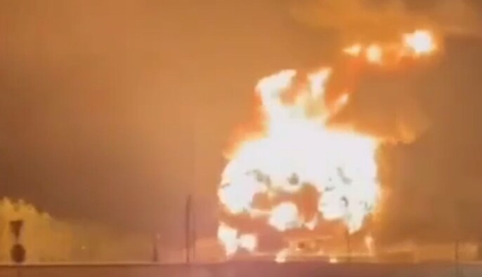 Силы обороны поразили нефтебазу в Белгородской области и состав МТЗ на Донбасе