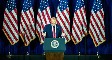 Трамп подверг критике НАТО и заявил, что без него "Россия сейчас имела бы уже всю Украину"