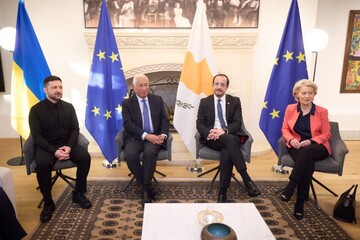 Зміцнення бойової авіації та перемовини про мир: Зеленський провів зустріч з лідерами ЄС на Кіпрі 