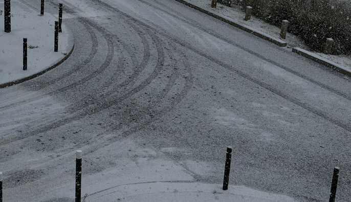 Укртрансбезопасность ввела ограничение движения для грузовиков на части дорог на западе страны
