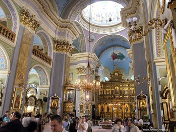 З 2022 року майже 1,4 тисячі громад УПЦ МП приєдналися до ПЦУ — Держетнополітики