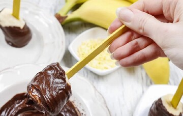 Це райська насолода: як приготувати легкий десерт з бананів та шоколаду