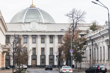 Будівля Верховної Ради залишилася без води та опалення — нардепи