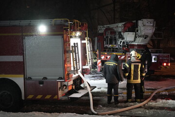 Россияне массированно атаковали Киев: поврежденные дома и критическая инфраструктура - фото