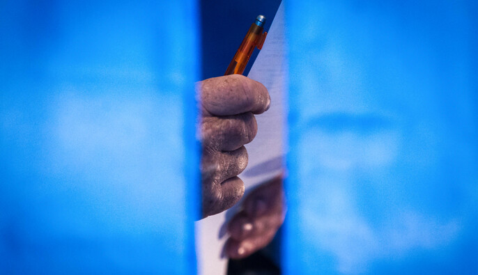 Рада готовит законодательство для голосования военных и переселенцев во время войны: нардеп рассказал детали