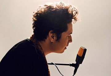 "Спасаю от замерзания": Pianoбой показал, как живет без света в экстремальных условиях