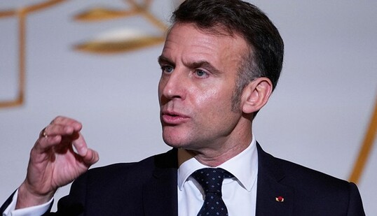 Макрон провел консультации с парламентариями по размещению 6 тыс. военных в Украине — СМИ