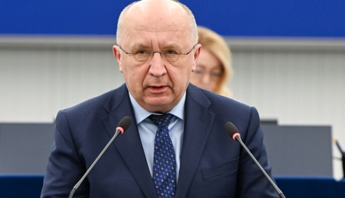 Кубилюс предложил создать единую армию ЕС и Совет европейской безопасности