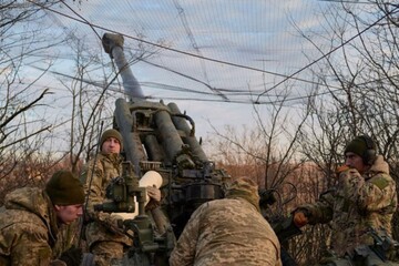 В Запорожье сильный ветер частично разрушил опоры антидроновых тоннелей на прифронтовых дорогах
