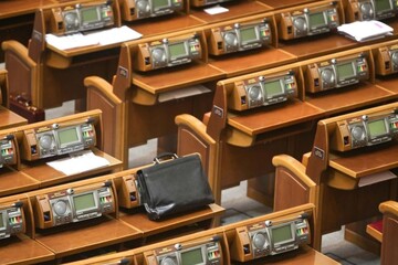 Рада продлила военное положение еще на 90 дней