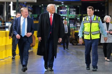 Трамп посварився зі співробітником на заводі Ford – працівника тимчасово відсторонили