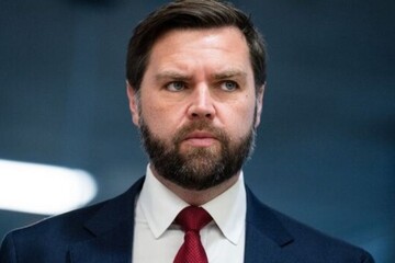 "Венс нас ненавидит": Европа все больше опасается за Гренландию — Politico