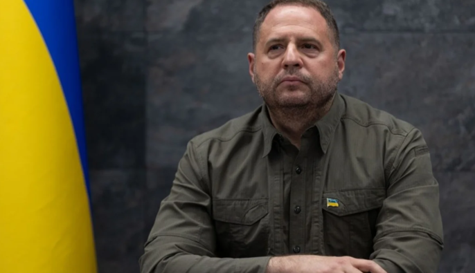 Єрмак не отримав підозру після обшуків. У НАБУ і САП не знають, де він перебуває зараз