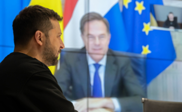 Укрепление ПВО и больше вкладов PURL: Зеленский и генсек НАТО провели разговор