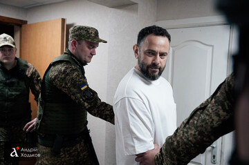 Суд продовжив Дубінському тримання під вартою, але вперше дозволив вийти під заставу