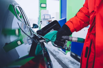 Ситуация с топливом под контролем, импорт продолжается – Шмыгаль