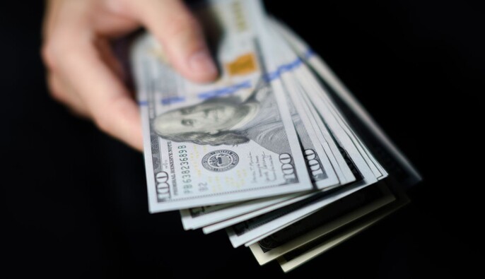 Офіційний курс долара побив історичний рекорд і сягнув 43,41 грн