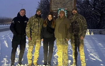 Сергій Жадан і Тіна Кароль відвідали військових у Слов'янську: фото з прифронтового міста