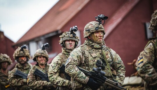 Politico: Европейские войска тайно готовятся к войне с РФ в секретном лагере в Арктике