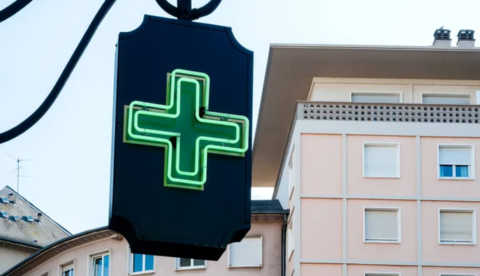 В Киеве определили аптеки, которые будут работать круглосуточно на случай длительных отключений электроэнергии